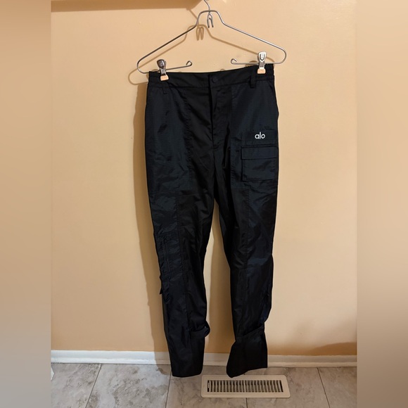 ALO Yoga Blaze Trousers - Picture 4 of 11